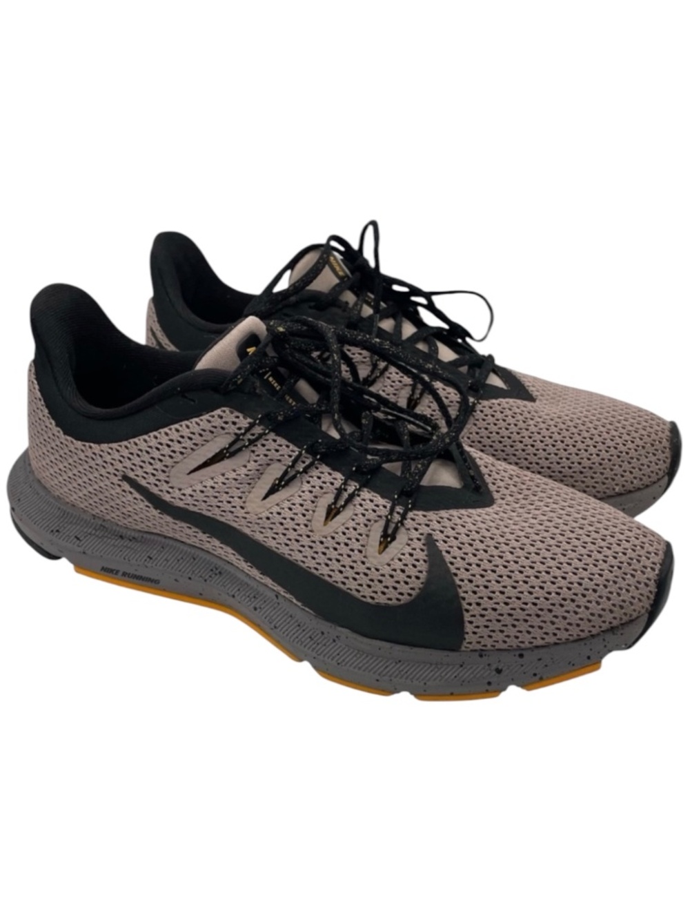 NIKE Quest 2 SE running athletic comfy sneakers women’s Size 7